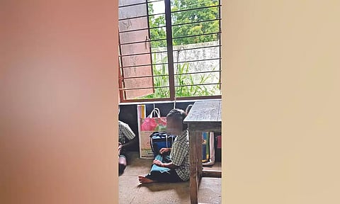 Student tied to classroom window in Vellore