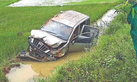 The Kallaperumbur police registered a case and are investigating.