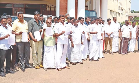 Lorry owners at Thanjavur Collectorate on Friday.