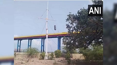 'Storm warning cage number 2' mounted at Pamban Port in TN's Rameswaram (Photo/ANI)
