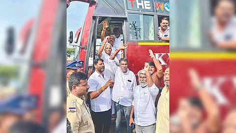 BJP workers being taken into custody by police in Coimbatore on Wednesday