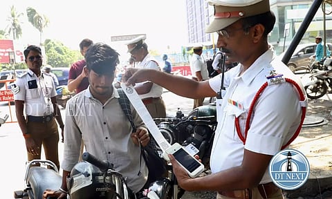 Of the 121 vehicles issued spot fines, 117 were two-wheelers & another four were four-wheelers. (Photo credit: Manivasagan N)