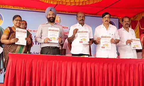 On account of 8th National Ayurveda Day, health minister Ma Subramanian released an Ayurveda awareness booklet (X/@Subramanian_ma)