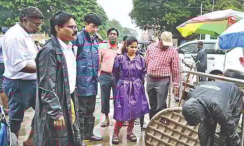 Mayor Priya and GCC Commissioner Radhakrishnan inspected the drainage work on Demellows Road