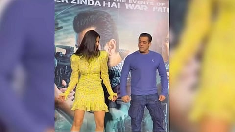  Katrina Kaif and co-actor Salman Khan
