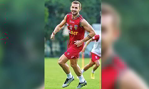 Forward Jordan Murray in training ahead of East Bengal clash