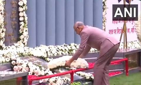Maharashtra Governor Ramesh Bais pays floral tributes to the bravehearts at Martyrs' Memorial on the premises of the Police Commissioner's Office on the 15th anniversary of the 26/11 Mumbai terror attack. (ANI)