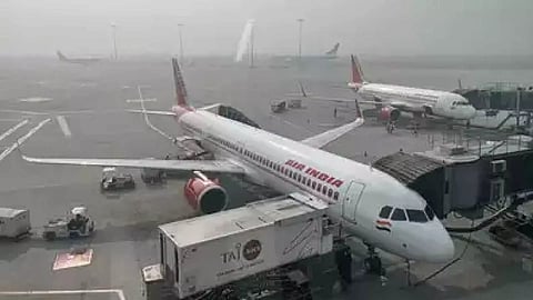 Delhi airport plans levying higher charges for grounded aircraft