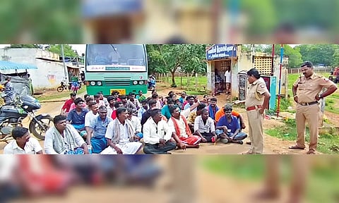 VCK members staging a road blockade in Ariyalur on Thursday