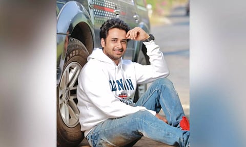 Actor Sarwar Ahuja