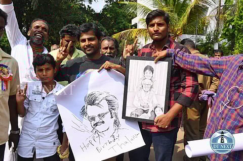Fans gather outside the actors house to celebrate his birthday (Image credits: Agathesh)