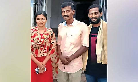 Raveena, Kannuchamy and Tolet Santhosh