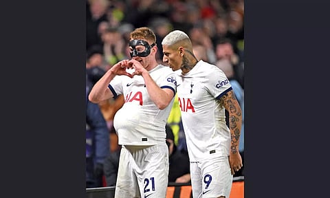 Goalscorers Dejan Kulusevski (L) and Richarlison