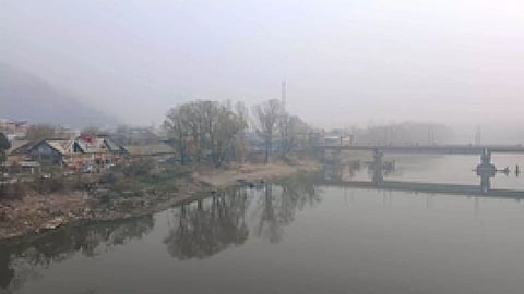  Nightlong cloud cover pulled up minimum temperatures across Jammu and Kashmir and Ladakh regions (Photo/IANS)