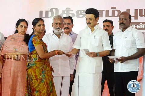 Chief Minister M K Stalin handed over the Relief amount of Rs.6000
