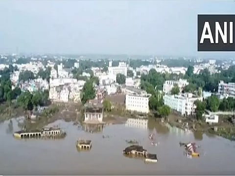 Heavy rains in Tirunelveli have created a flood-like situation