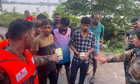 Indian Army continues relief work in South TN