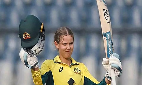 Phoebe Litchfield (X)