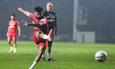 Midfielder Mobashir Rahman (X)