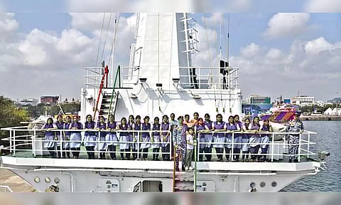 School kids visit Coast Guard ships
