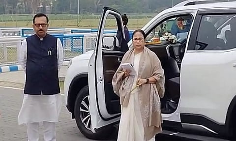 Mamata Banerjee speaks to the media (Photo: ANI)