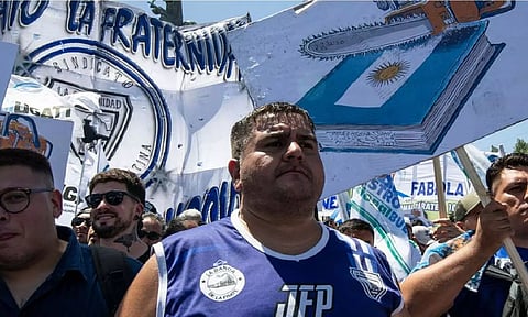 Argentinian crisis: Union strike hurdle for economic reforms