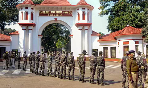 Security personnel outside the Jharkhand Raj Bhavan regarding the law and order situation after ED seized cash and an SUV from Jharkhand CM Hemant Soren's Delhi house in Ranchi. (PTI)