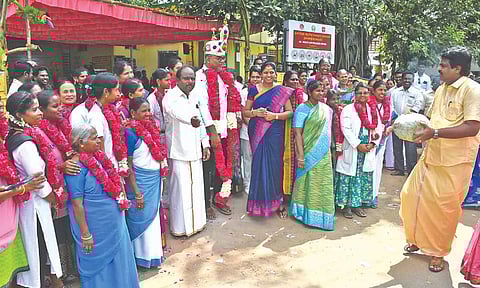 UPHC staff being honoured by Mayor Shan Ramanathan in Thanjavur on Wednesday