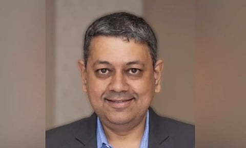 Kizhakku Pathipagam publisher Badri Seshadri (Maalaimalar)