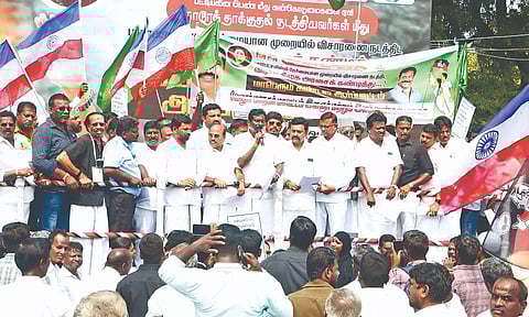 SRK Appu addressing the agitation in Vellore