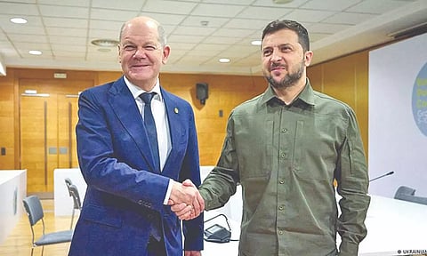 Ukrainian President Volodymyr Zelenskyy with German Chancellor Olaf Scholz