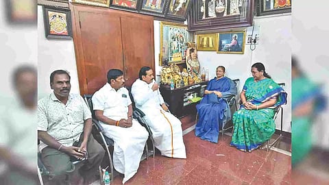 BJP leader H Raja with DMDK general secretary Premalatha