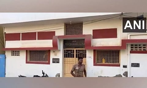 A policeman during NIA raid in Tamil Nadu's Coimbatore (ANI)