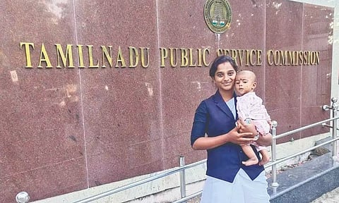 Sripathy with her child