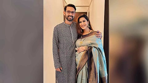 Vikrant Massey, Sheetal Thakur (Image: Instagram)