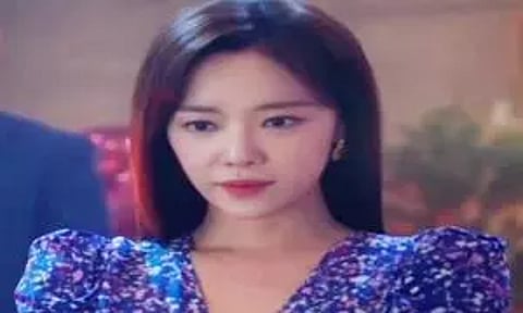 Actress Hwang Jung Eum