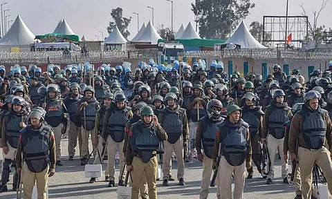 Police personnel at the Singhu border. (PTI)