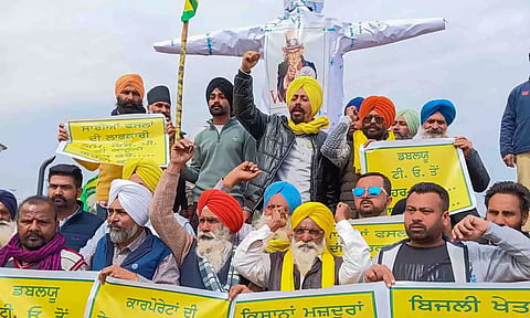 Farmers protesting in Punjab-Haryana border (PTI)
