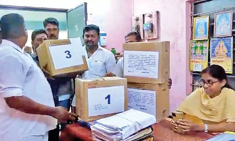 People surrender voter IDs as lands registered as porombokke