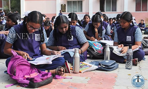 Students of Government Girls Higher Secondary School Ashok Nagar doing final revisions and preps before the exam (Photo credit: Hemanathan M)