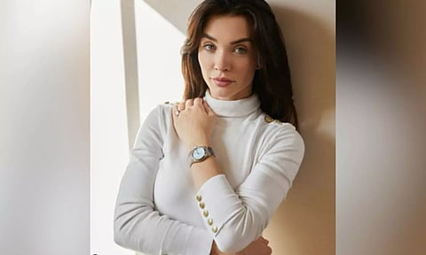  Amy Jackson