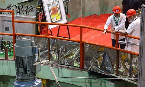 PM Modi in Kalpakkam nuclear plant (PTI)
