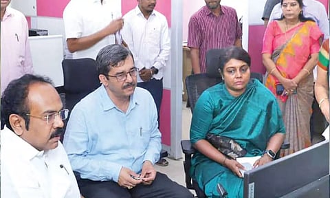 Minister Thennarasu interacting with consumers who called Tangedco helpline, on Wednesday