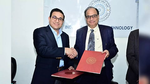 Anand Ramamoorthy; Prof. K.K. Pant, Director IIT Roorkee