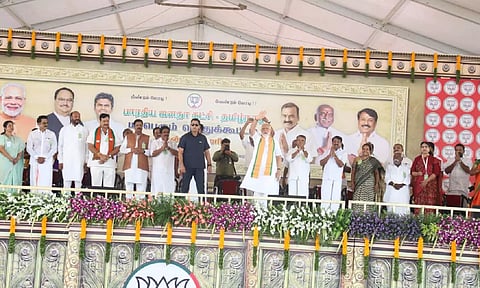 Prime Minister Narendra Modi addressing the party cadre at Agastheeswaram in Kanniyakumar (Photo: M. Saminathan)