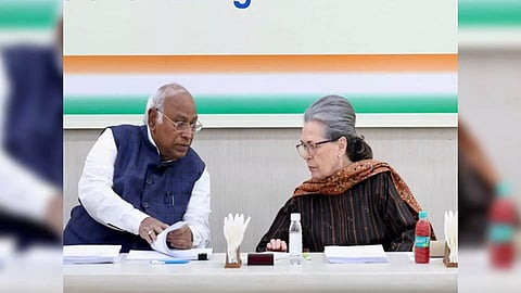 Congress president Mallikarjun Kharge with Sonia Gandhi (Photo/ANI)