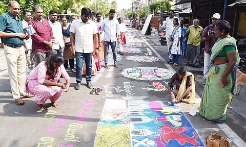 Poll awareness created through Rangoli in Srirangam on Saturday