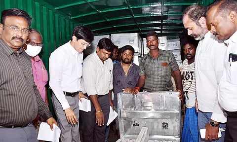 Distribution of EVM and VVPAT begin in 16 assembly constituencies in Chennai