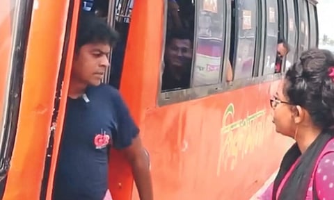 DeTect: Was B’desh woman de-boarded for not wearing burqa?