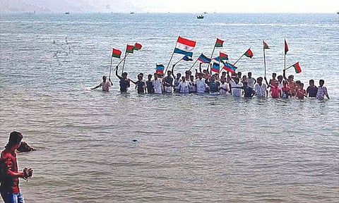 Protesters venture into the sea demanding retrieval of Katchatheevu (file)